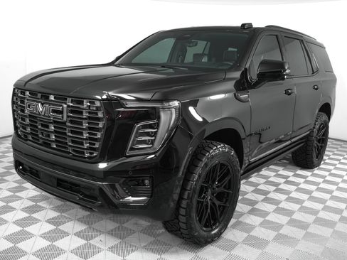 Used 2026 GMC Yukon Denali Ultimate AWD/4WD image 8