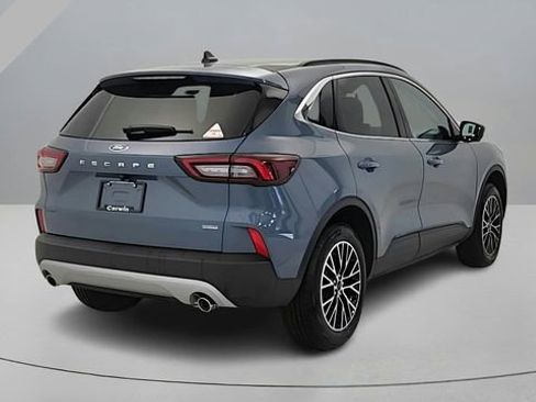 New 2026 Ford Escape SE w/ PHEV Premium Package FWD image 7