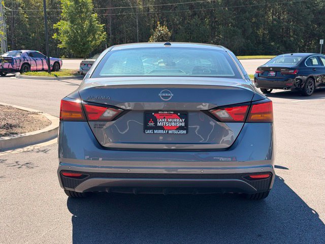 Used 2025 Nissan Altima 2.5 SV FWD image 10