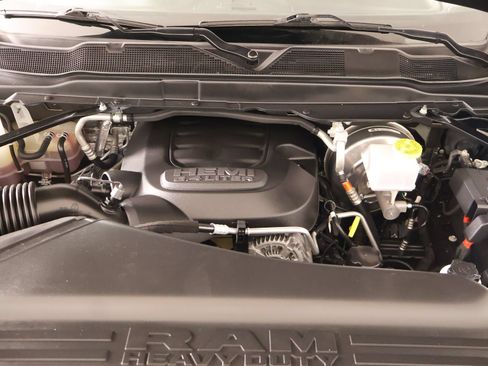 Used 2025 RAM 2500 Big Horn AWD/4WD image 19