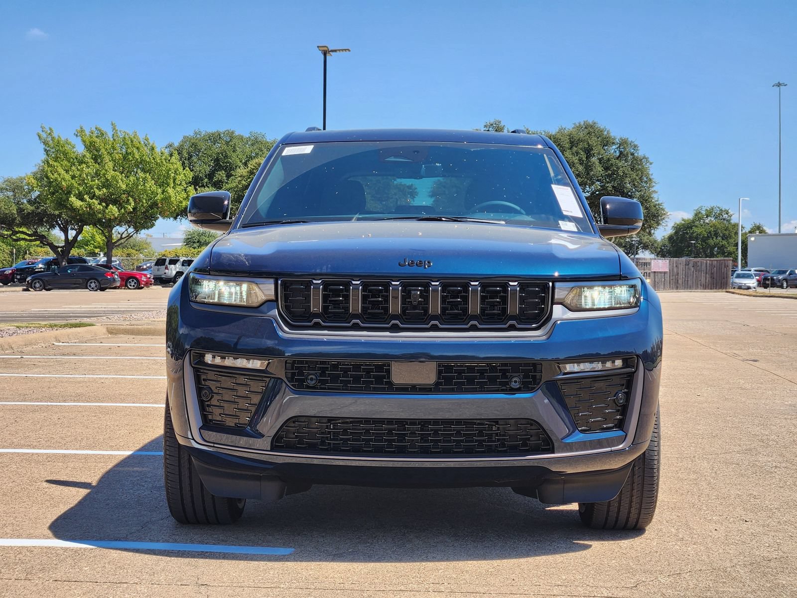 New 2027 Jeep Grand Cherokee Limited AWD/4WD image 7