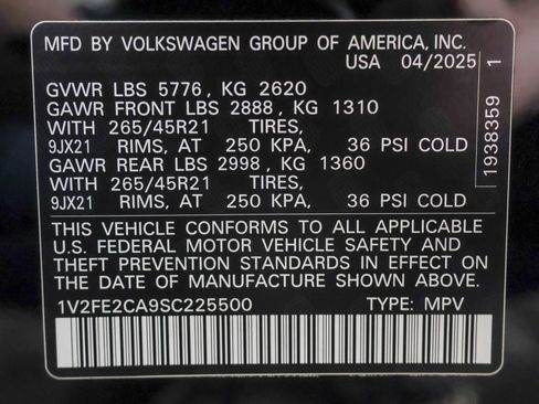 Used 2025 Volkswagen Atlas Cross Sport SEL Premium R-Line AWD/4WD image 52