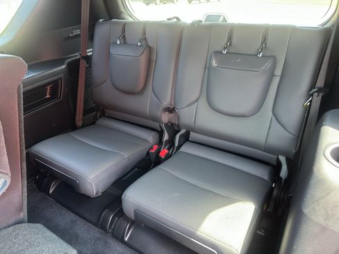 Used 2021 Lexus GX 460 Premium w/ Premium Package AWD/4WD image 18
