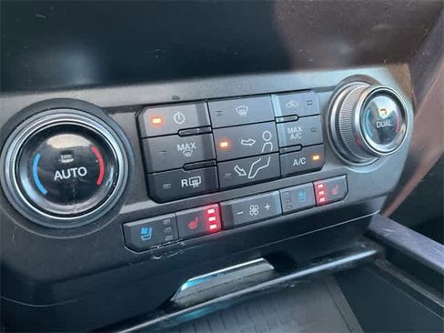 Used 2020 Ford F350 Limited image 24