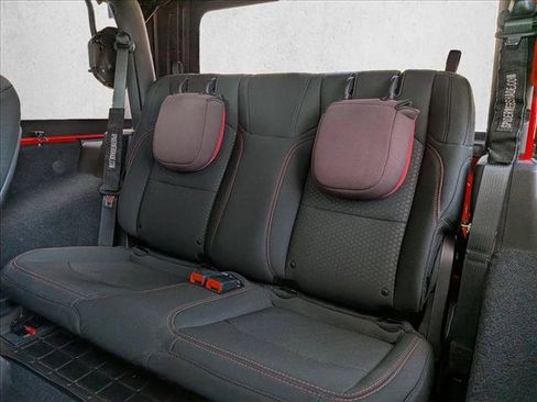 Used 2019 Jeep Wrangler Rubicon image 17