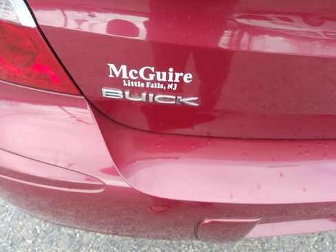 Used 2006 Buick LaCrosse CX image 11