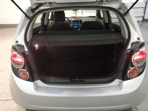 Used 2012 Chevrolet Sonic LT image 7