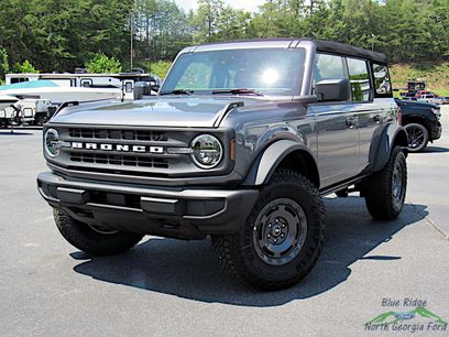 New 2025 Ford Bronco 4-Door w/ Sasquatch Package