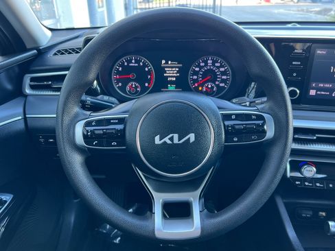 Used 2022 Kia K5 LXS image 22