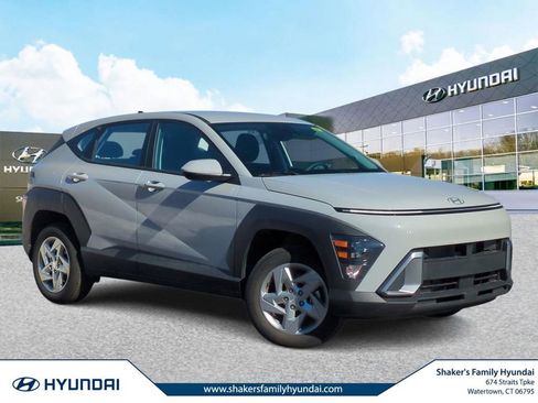 Certified 2026 Hyundai Kona SE image 1