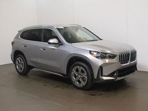 Used 2025 BMW X1 xDrive28i w/ Convenience Package AWD/4WD image 1