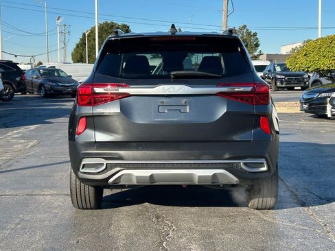 Used 2022 Kia Seltos SX w/ Sunroof Package image 5