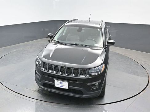 Used 2019 Jeep Compass Latitude AWD/4WD image 19
