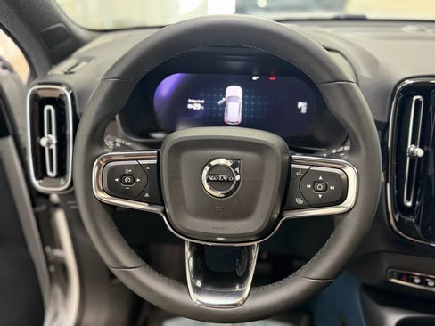 Used 2023 Volvo XC40 Recharge Plus w/ Protection Package Premier AWD/4WD image 30