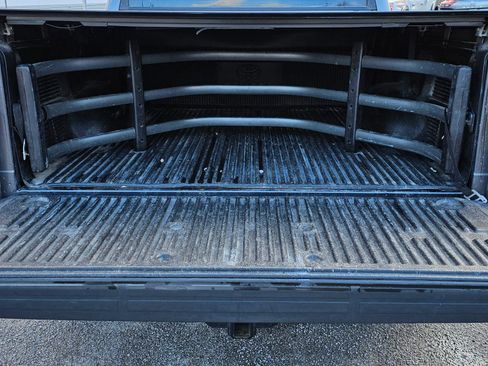 Used 2018 Toyota Tundra Platinum image 27