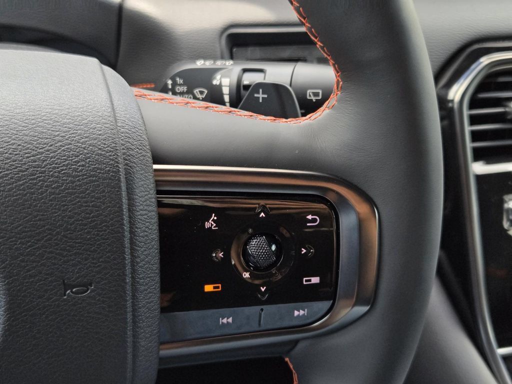 New 2026 Nissan Armada PRO-4X w/ Captain's Chari Seat Package AWD/4WD image 27