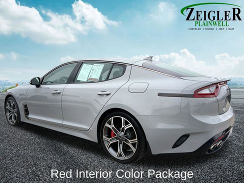 Used 2019 Kia Stinger GT2 AWD/4WD image 3