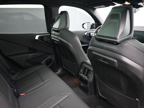 Used 2025 BMW X3 M50 w/ Premium Package image 7