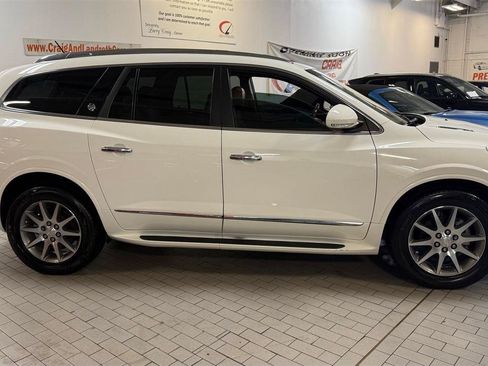 Used 2015 Buick Enclave Leather FWD image 2