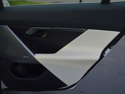 Used 2025 BMW 530i xDrive 530i xDrive w/ Premium Package image 30