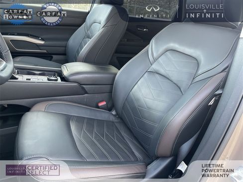 Used 2024 Nissan Pathfinder Platinum w/ Cargo Package image 13