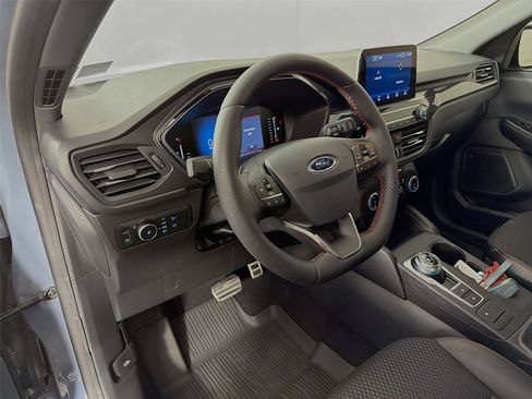 Used 2024 Ford Escape ST-Line Select AWD/4WD image 16