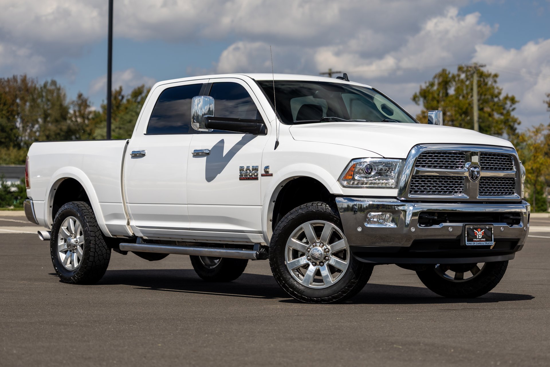 Used 2018 RAM 3500 Laramie w/ Cold Weather Group AWD/4WD image 6