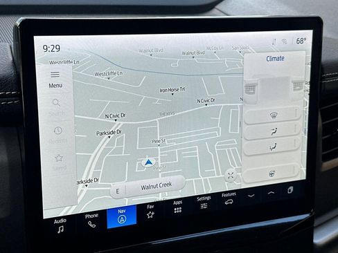 Used 2022 Ford Expedition XLT image 25