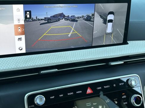 Used 2025 Genesis GV80 3.5T Prestige image 15