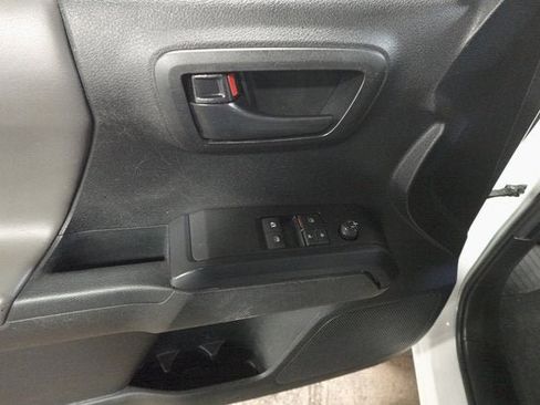 Used 2021 Toyota Tacoma SR image 8