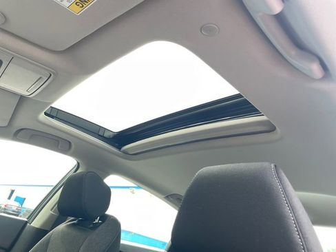 Certified 2025 Honda Accord SE image 16