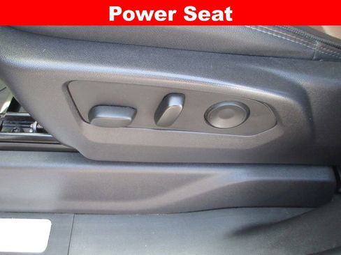 Used 2024 Chevrolet Silverado 3500 High Country w/ Technology Package AWD/4WD image 29