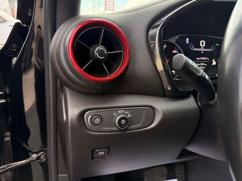 Used 2022 Chevrolet Blazer RS FWD image 43