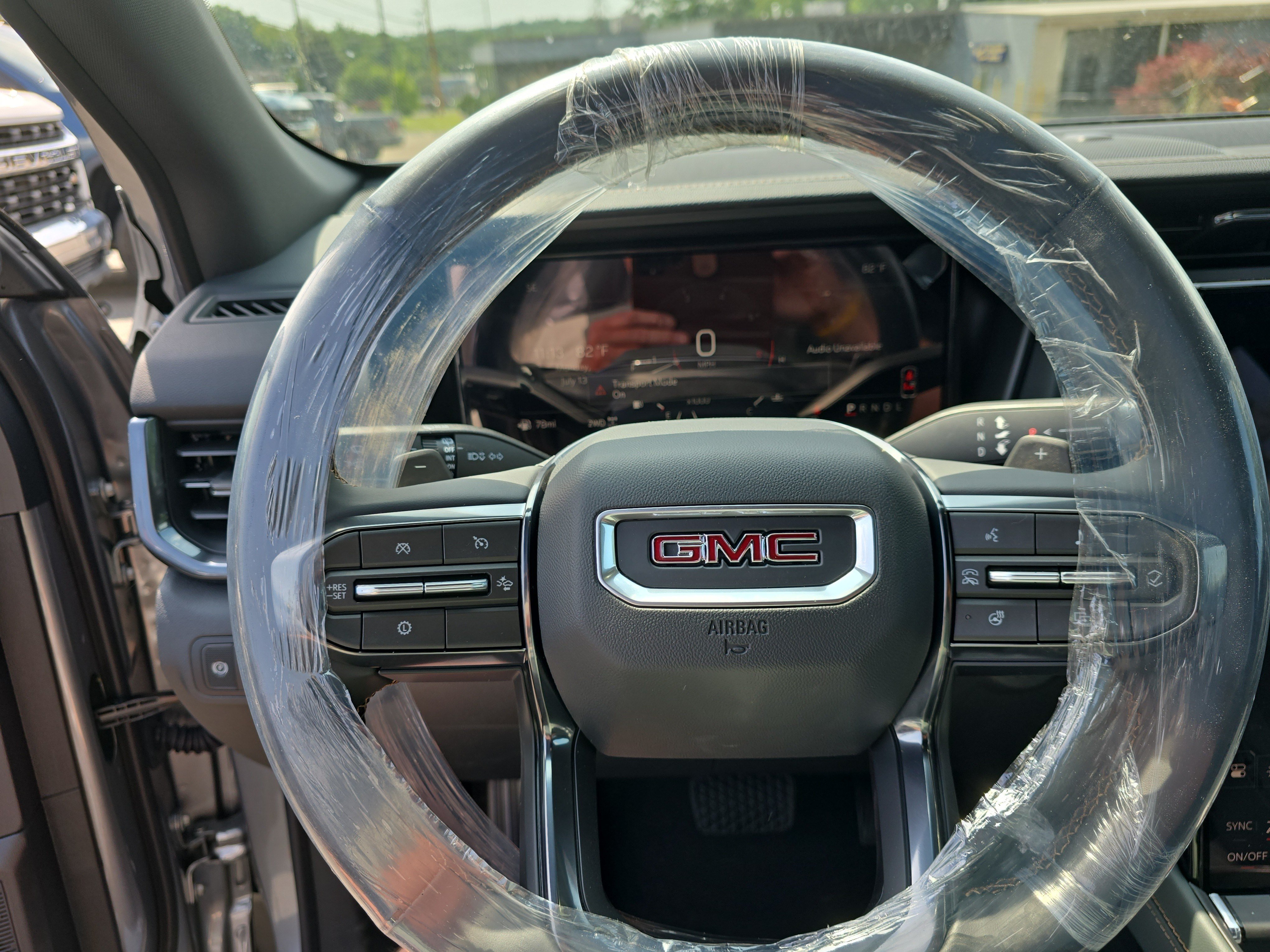 New 2027 GMC Terrain AT4 w/ LPO, Floor Liner Package AWD/4WD image 17