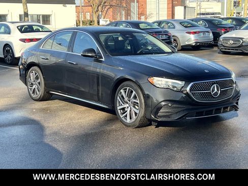 New 2026 Mercedes-Benz E 350 4MATIC Sedan image 8