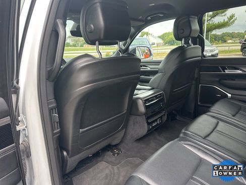 Used 2024 Jeep Wagoneer L Series II w/ Flexible Seating Group image 46