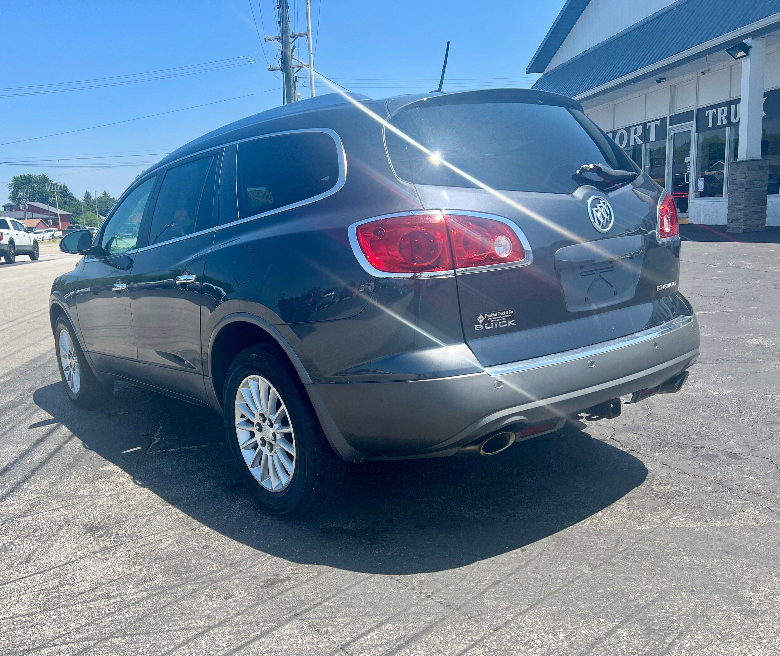 Used 2012 Buick Enclave Leather FWD image 7