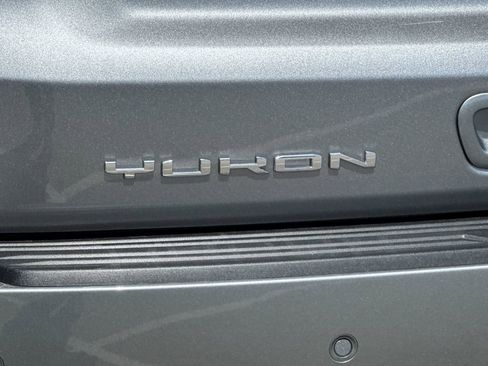 New 2026 GMC Yukon Elevation RWD image 27