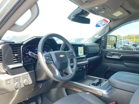 Used 2024 Chevrolet Silverado 2500 LT w/ All Star Edition AWD/4WD image 10