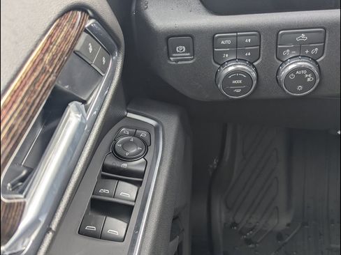 New 2026 GMC Sierra 1500 SLE AWD/4WD image 22