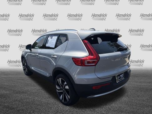 Used 2023 Volvo XC40 B5 Plus w/ Driver Assist Package AWD/4WD image 8