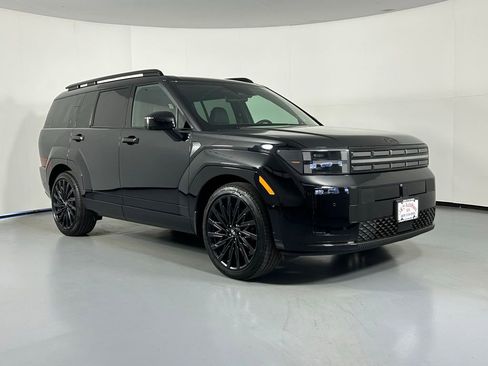 Used 2025 Hyundai Santa Fe Calligraphy image 1