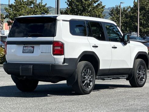 Used 2025 Toyota Land Cruiser 1958 image 4