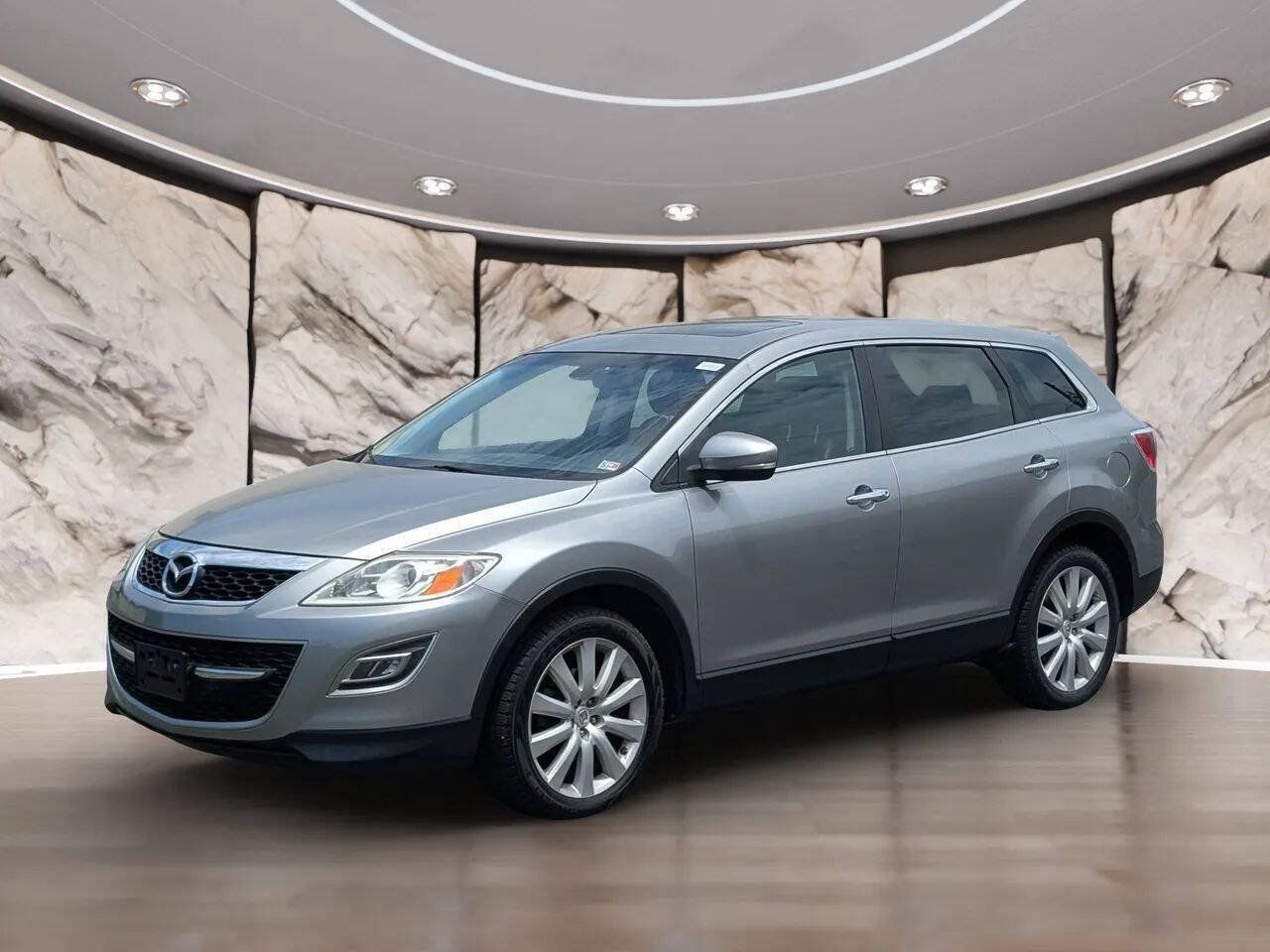 Used 2010 MAZDA CX-9 Grand Touring w/ Moonroof & Bose Audio Pkg FWD image 1