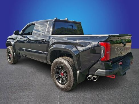 Used 2025 Toyota Tacoma TRD Pro w/ Tow Tech Package AWD/4WD image 6