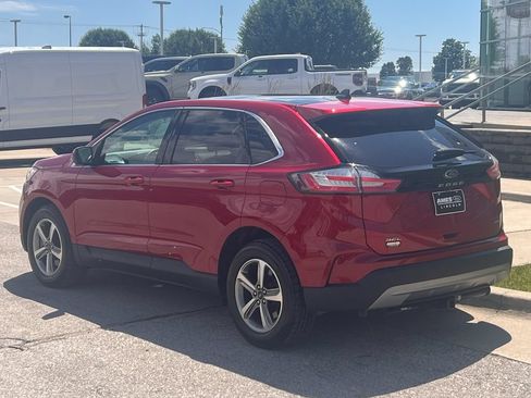 Used 2023 Ford Edge SEL w/ Convenience Package AWD/4WD image 4