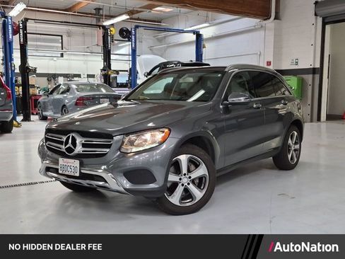 Used 2016 Mercedes-Benz GLC 300 4MATIC image 1