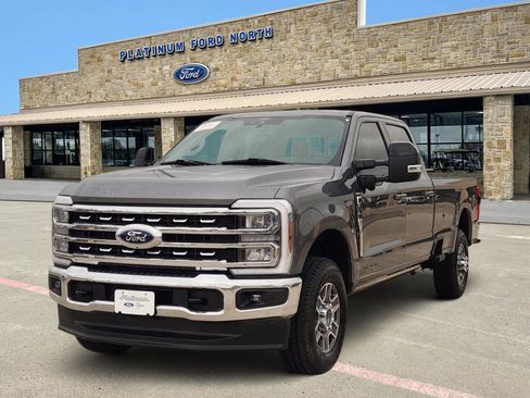 Used 2024 Ford F350 Lariat AWD/4WD image 2