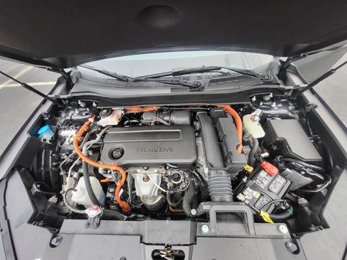 Certified 2024 Honda CR-V Sport-L image 9