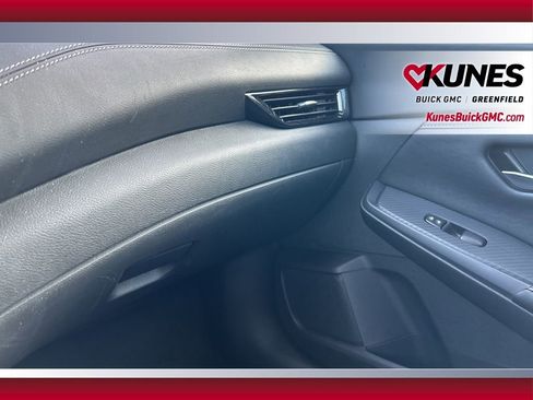 Used 2024 Nissan Sentra SV image 20